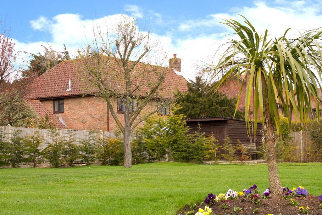 Hotel Travelrest Fareham Solent Gateway Exterior foto