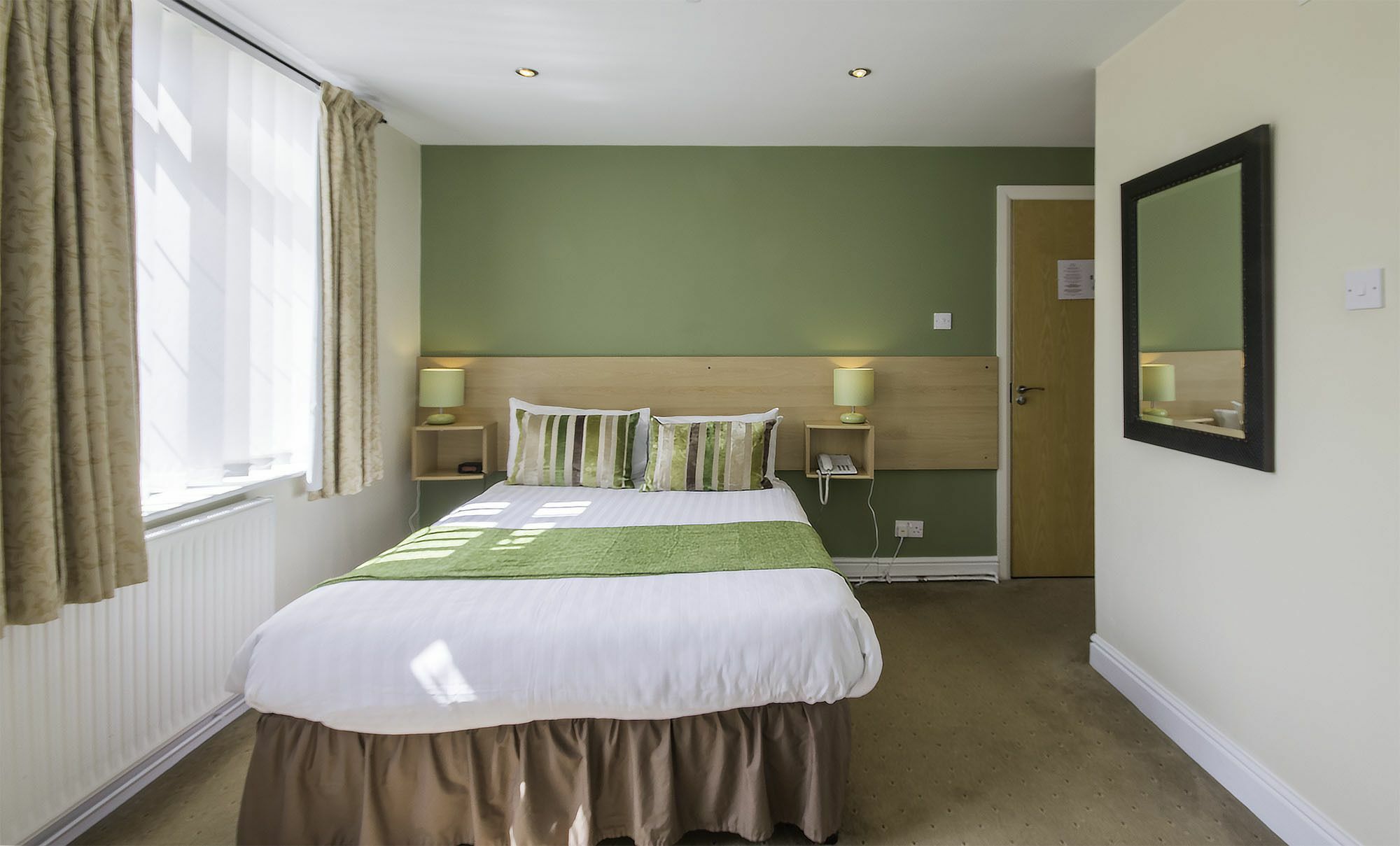 Hotel Travelrest Fareham Solent Gateway Exterior foto
